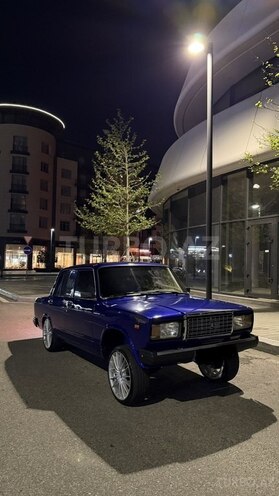 LADA (VAZ) 2107-2