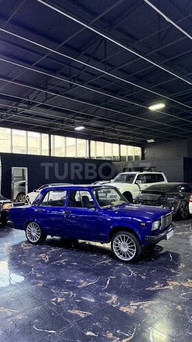 LADA (VAZ) 2107-5