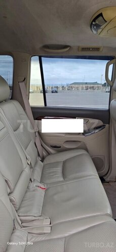 Toyota Land Cruiser Prado-10