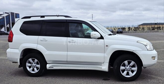 Toyota Land Cruiser Prado-8