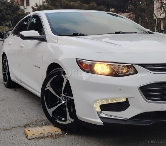 Chevrolet Malibu-12