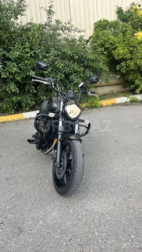Kawasaki  2022, 5,687 km - 0.7 l - Bakı