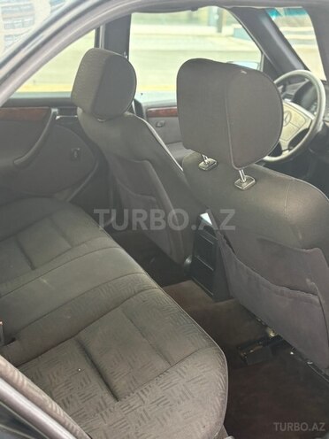 Mercedes C 240-7