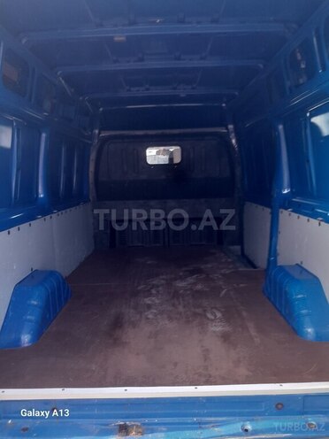 Ford Transit-2