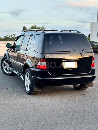 Mercedes ML 320-7
