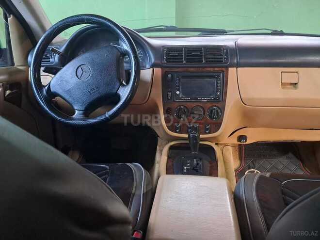 Mercedes ML 320-9