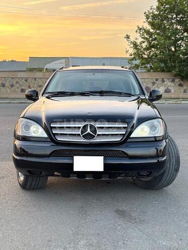 Mercedes ML 320-1