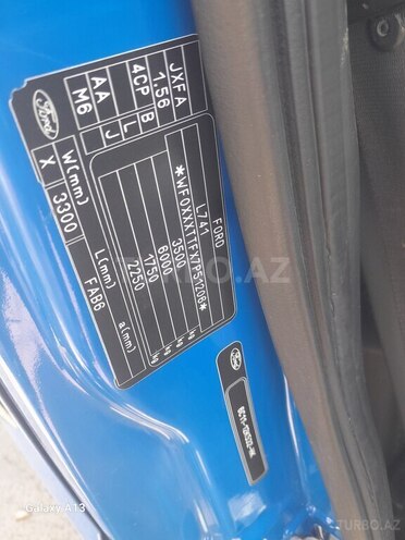 Ford Transit-3