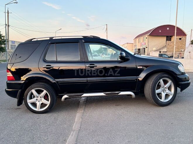 Mercedes ML 320-5
