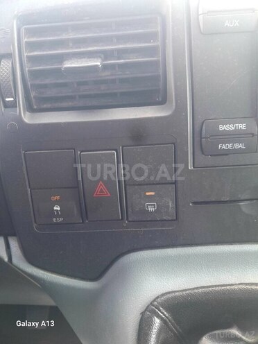 Ford Transit-4