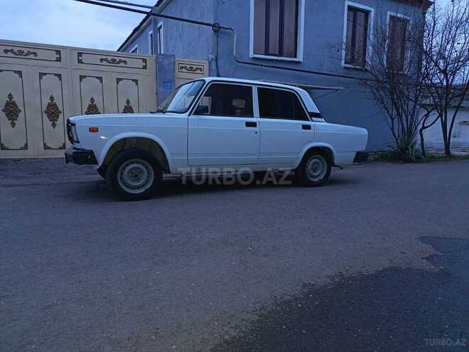 LADA (VAZ) 2107-4