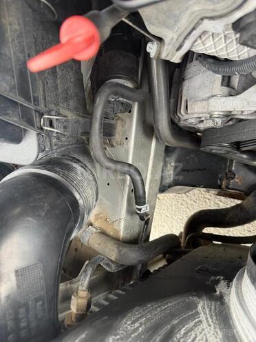 Mercedes E 240-9