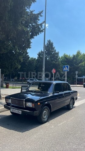 LADA (VAZ) 2107-1