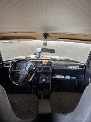 LADA (VAZ) 2107-8