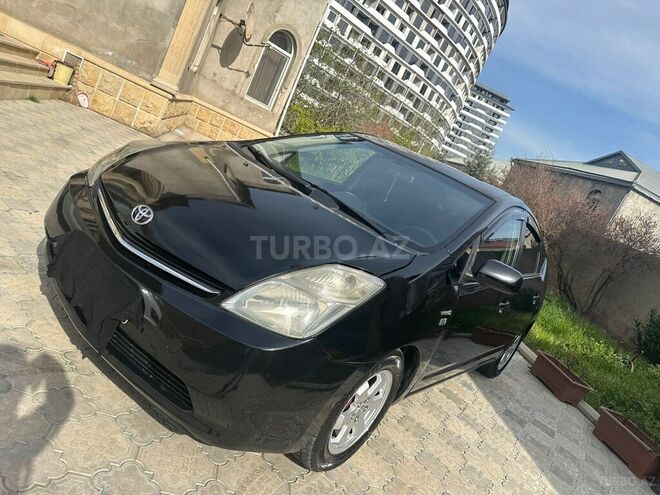 Toyota Prius-4