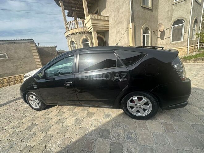 Toyota Prius-3