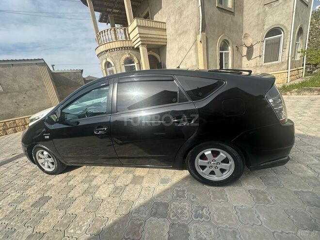 Toyota Prius-2