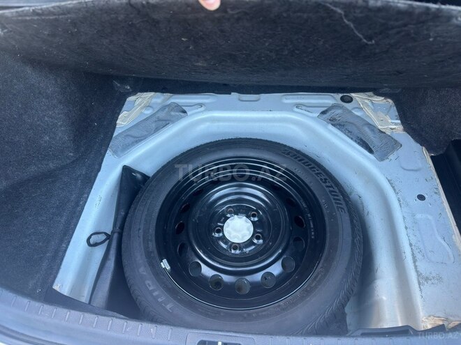 Toyota Corolla-11