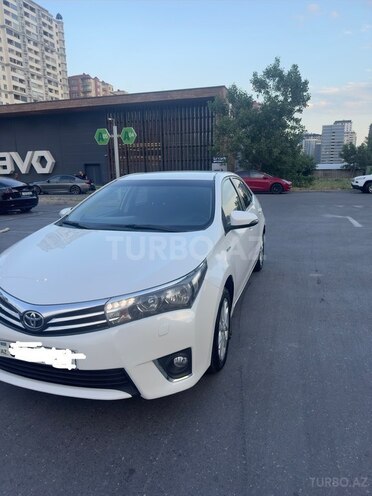 Toyota Corolla-2
