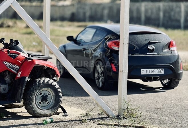 Hyundai Veloster-5