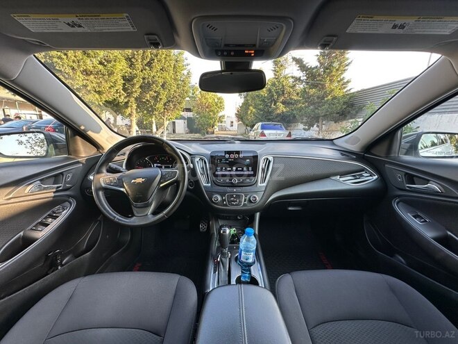 Chevrolet Malibu-3