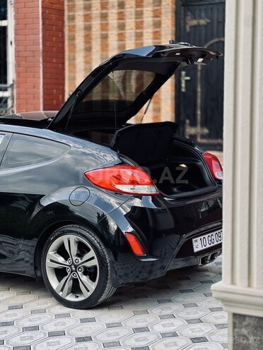 Hyundai Veloster-7