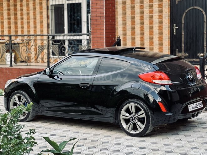 Hyundai Veloster-8