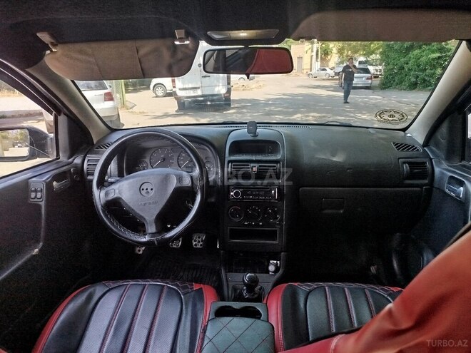Opel Astra-2