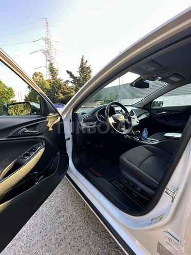 Chevrolet Malibu-19