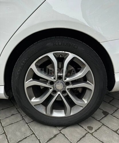 Mercedes C 220 d-10
