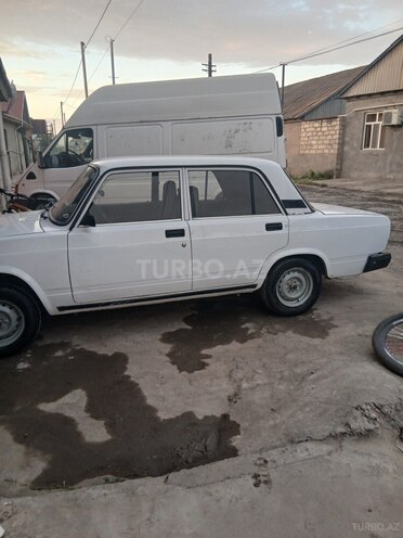 LADA (VAZ) 2107-4