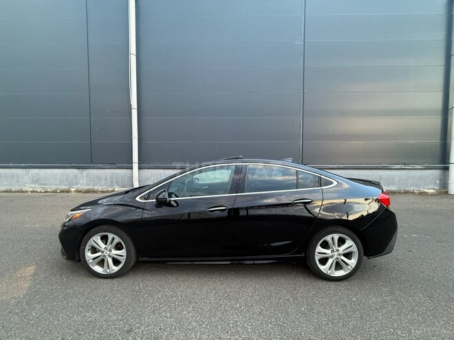 Chevrolet Cruze-21