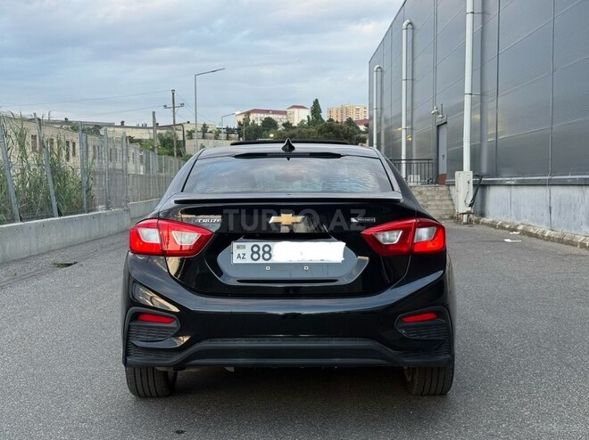 Chevrolet Cruze-4