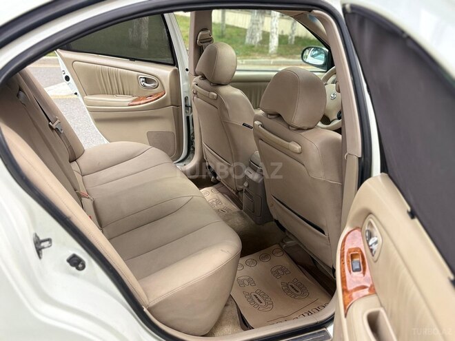 Nissan Maxima-11