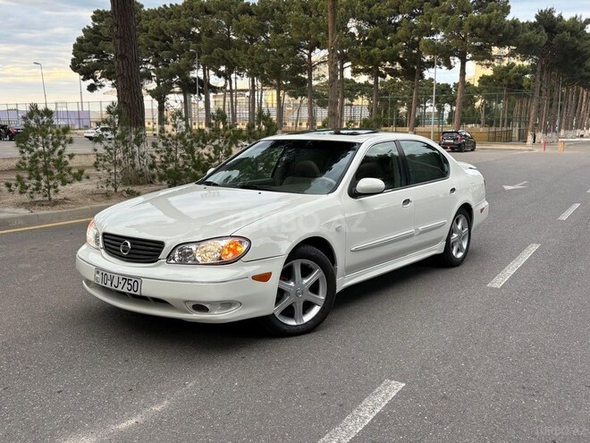 Nissan Maxima-1