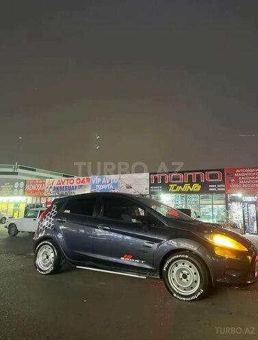 Ford Fiesta-5