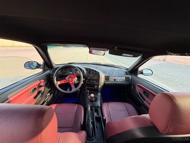 BMW 318-15