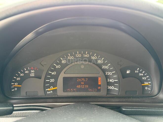 Mercedes C 200-9