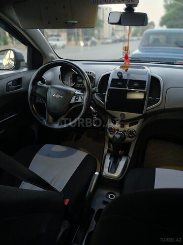 Chevrolet Aveo-3