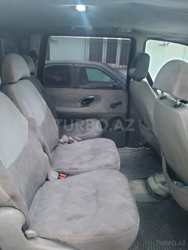Ford Galaxy-7