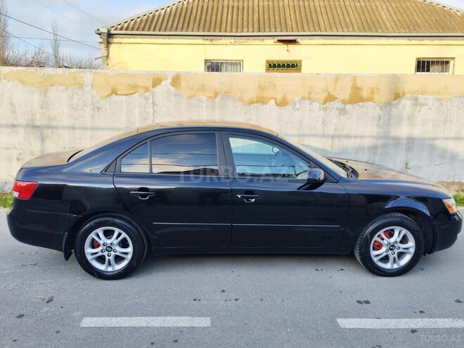 Hyundai Sonata-6