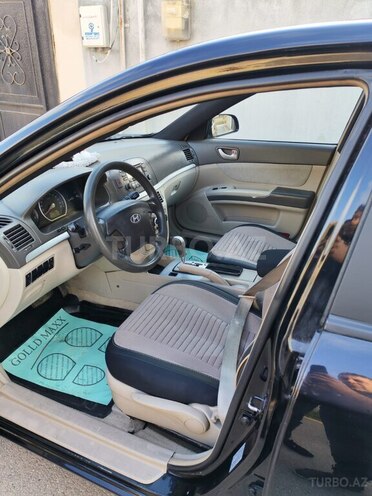 Hyundai Sonata-4