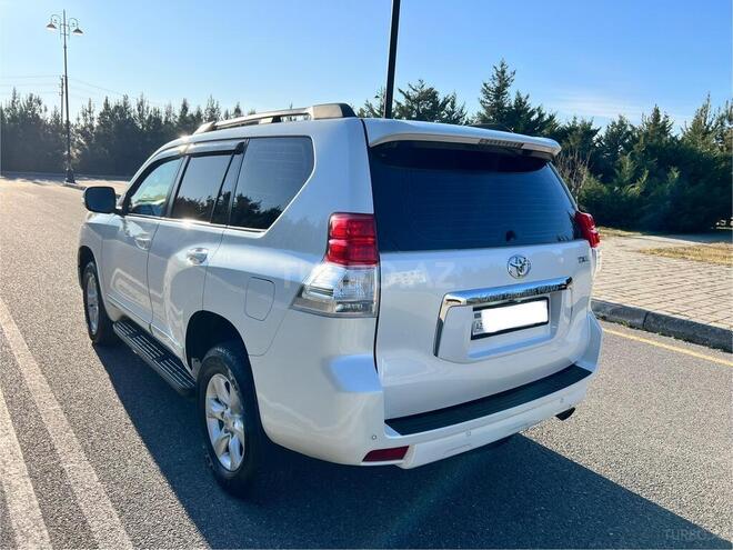 Toyota Land Cruiser Prado-3