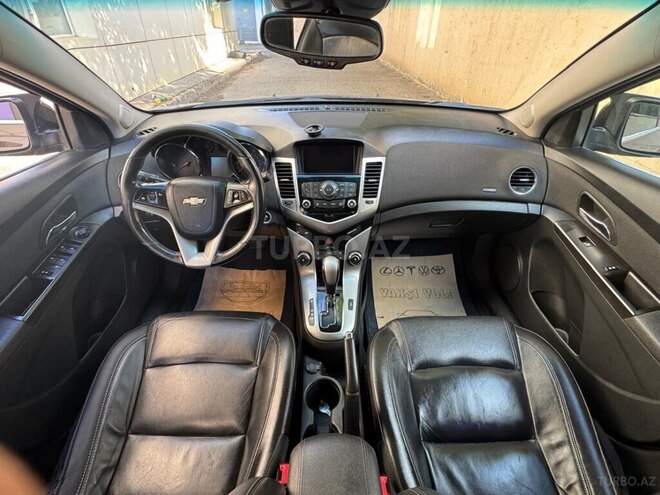 Chevrolet Cruze-9