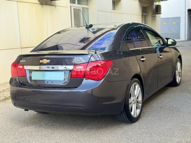 Chevrolet Cruze-6