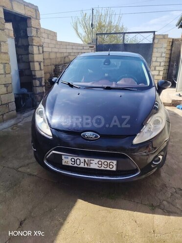 Ford Fiesta-1