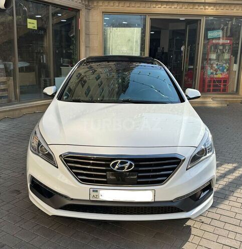 Hyundai Sonata-1