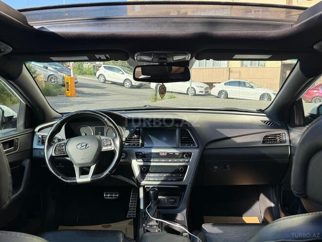 Hyundai Sonata-10
