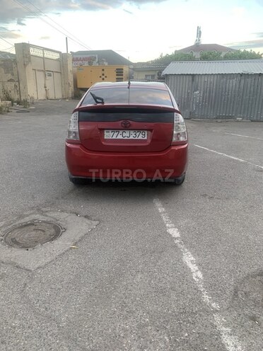Toyota Prius-5