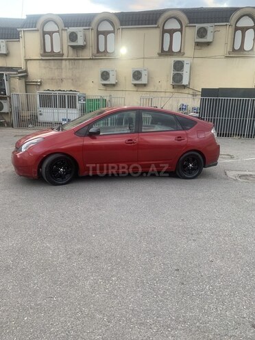 Toyota Prius-4